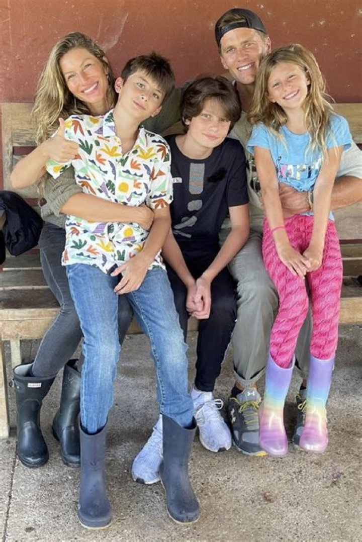 Discovering Jay Hernandez's Family: A Glimpse Into His Life With Hijos